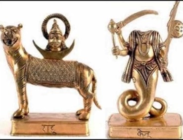 Intricate metal sculptures showing Rahu’s ambition and Ketu’s detachment in Vedic iconography.